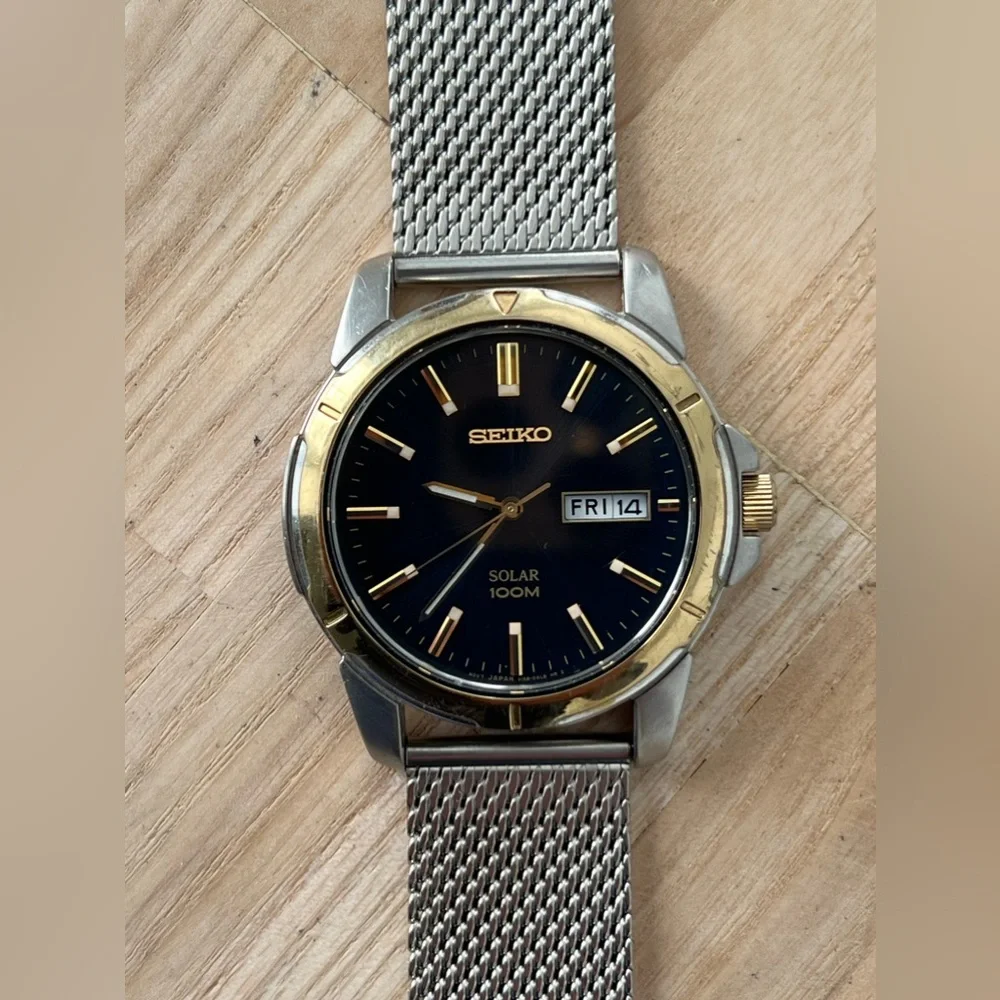 Seiko Solar Men’s Watch Black Dial New Stainless Weave Bracelet Day Date Windows